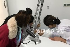 picosure皮秒多少錢一臺(tái)？picosure蜂巢皮秒儀器多少錢