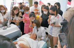 進(jìn)口超皮秒設(shè)備多少錢(qián)一臺(tái)？賽諾龍超皮秒儀器價(jià)格上百萬(wàn)